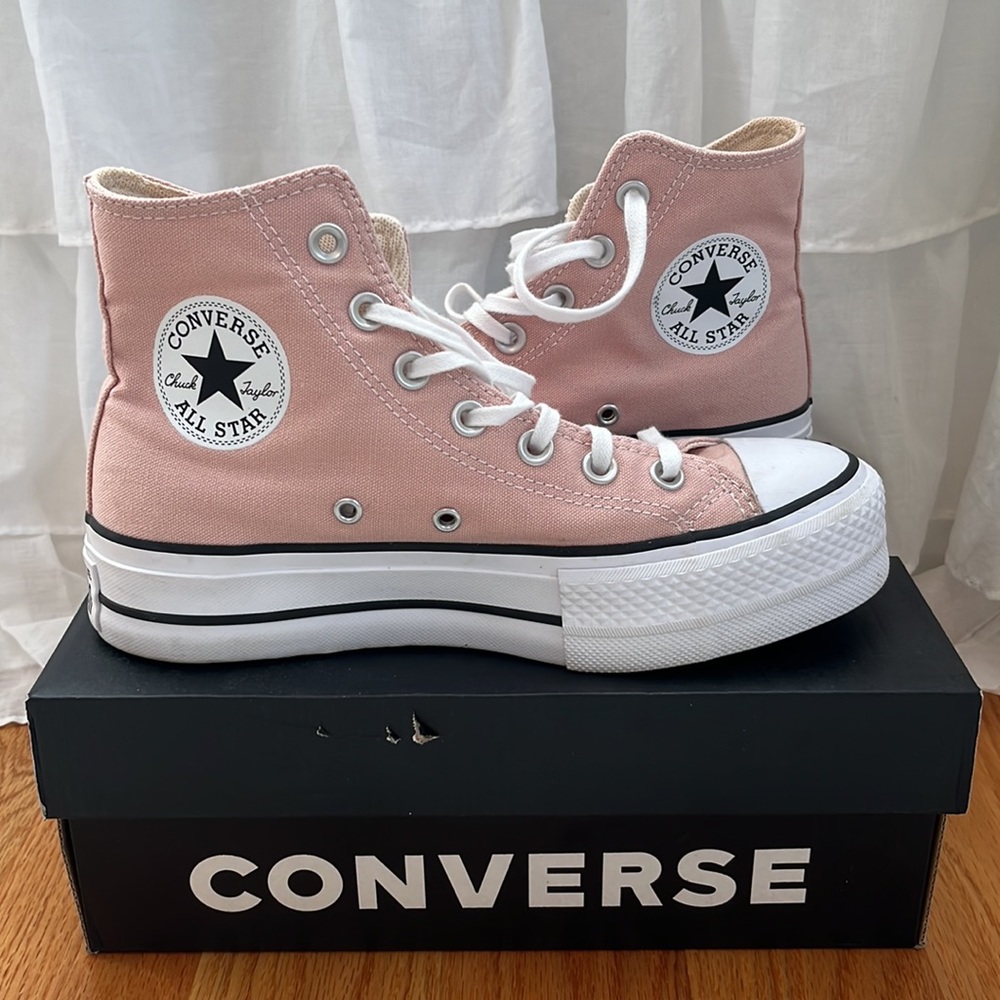 Converse Chuck Taylor All Star Lift High Top Platform Sneaker size 6.5